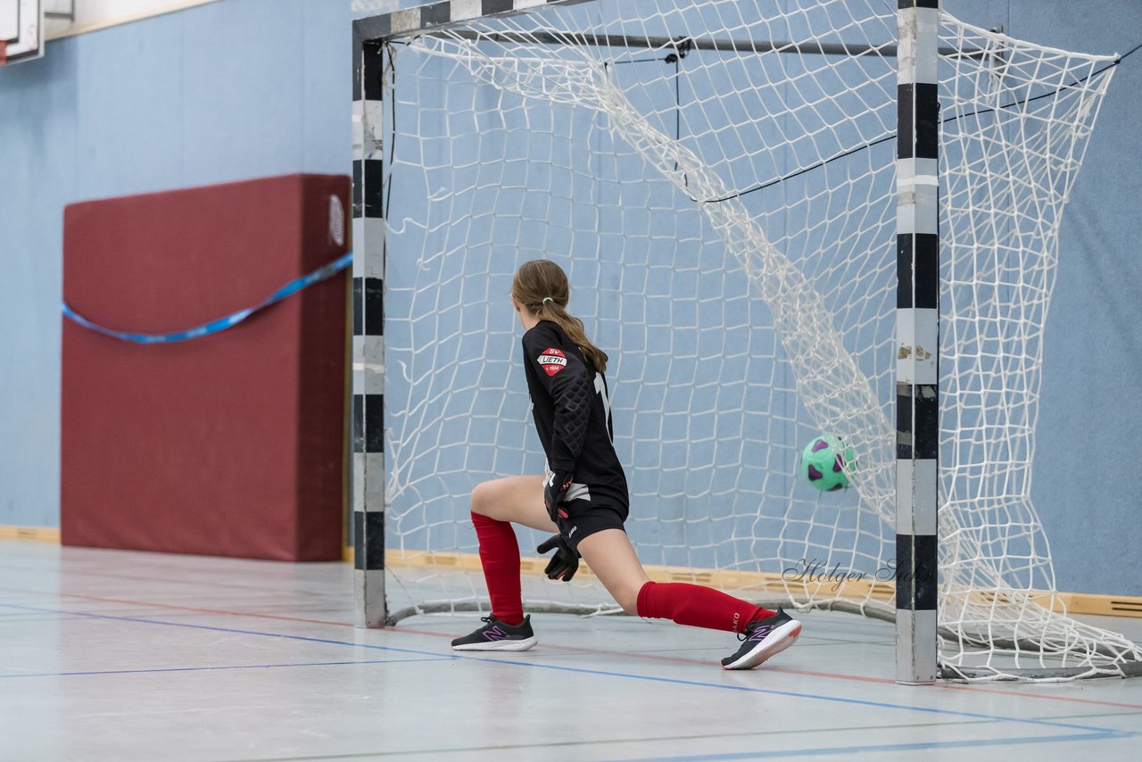 Bild 243 - B-Juniorinnen 2 Loewinnen Cup